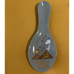 Peanuts‎ Snoopy and Woodstock Autumn Fun Lead Pile Spoon Rest Gray 10" Long